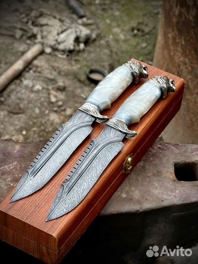 Нож из дамасской стали