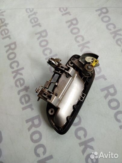 Ручка двери передняя правая Hyundai Elantra XD