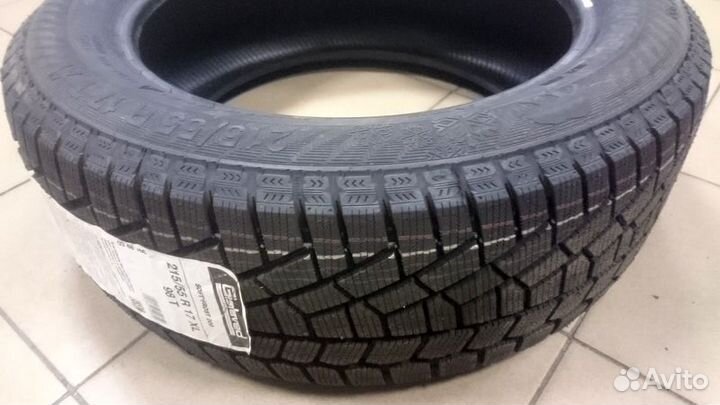 Gislaved Soft Frost 200 215/60 R17 96T