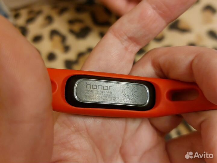 Фитнес-браслет honor band 4