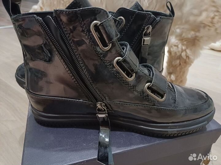 Обувь женская 38