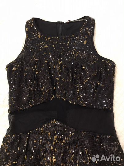 Платье с пайетками Love Republic