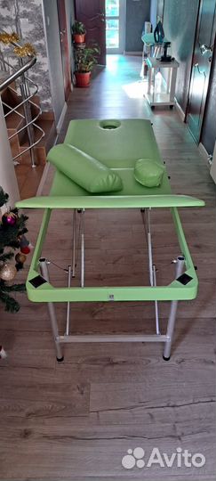 Массажный стол