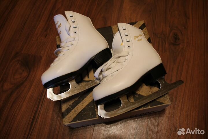 Коньки фигурные