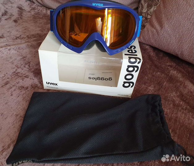 Горнолыжные очки uvex