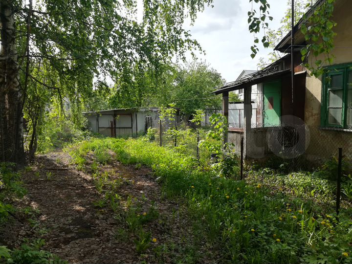 Дом 25 м² на участке 3,8 сот.