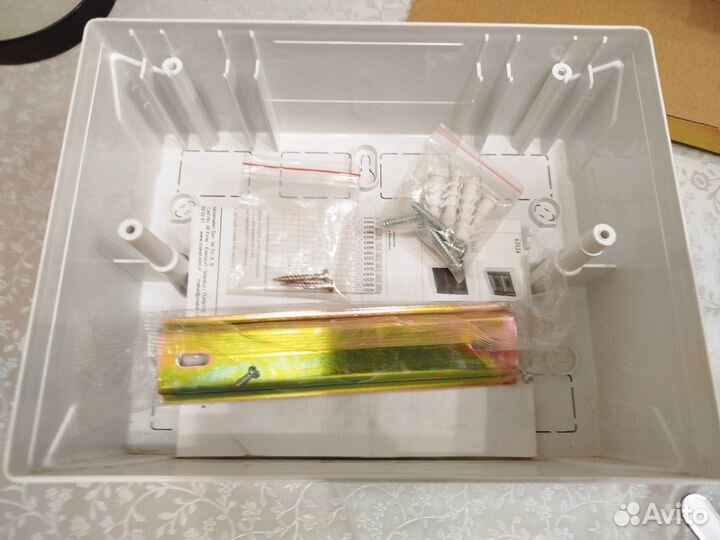 Электрощиток накладной