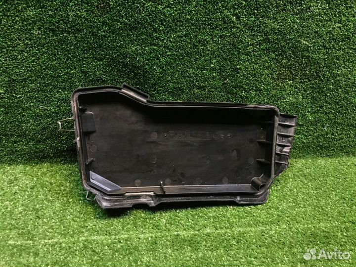 Крышка блока предохранителей Mercedes Glk