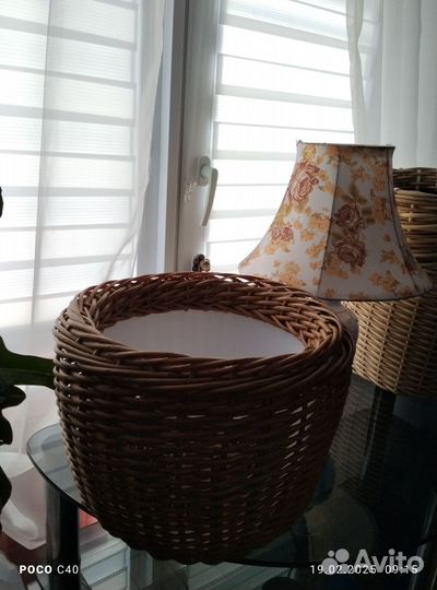 Кашпо из искусственного ротанга