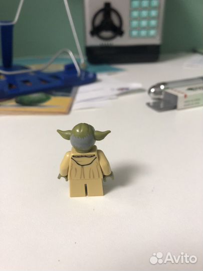 Магистер йода lego