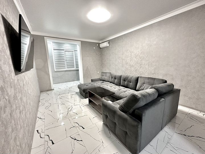 2-к. квартира, 95 м², 2/5 эт.