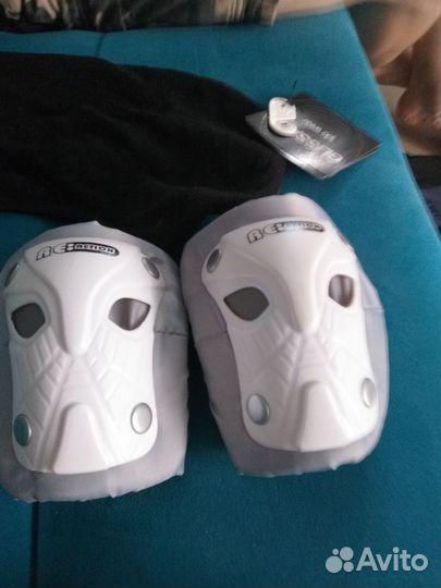 Хоккейные принадлежности