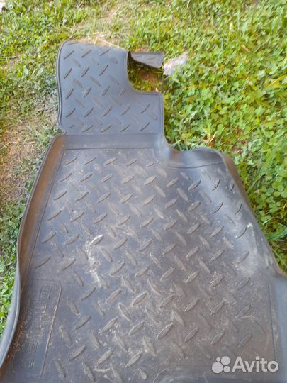 Автомобильные коврики на Шевроле Авео т300