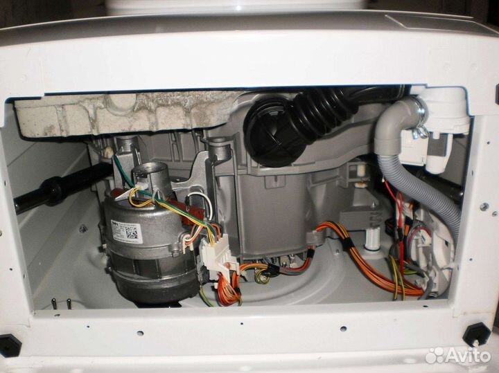 Ремонт стиральных машин, холодильников, бойлеров