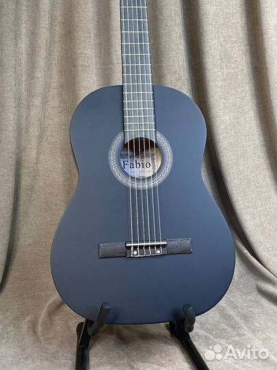 Классическая гитара 4/4 полноразмерная