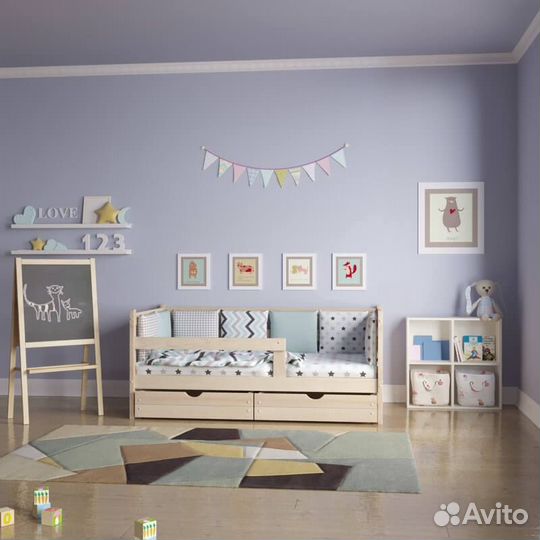 Детская кровать из массива