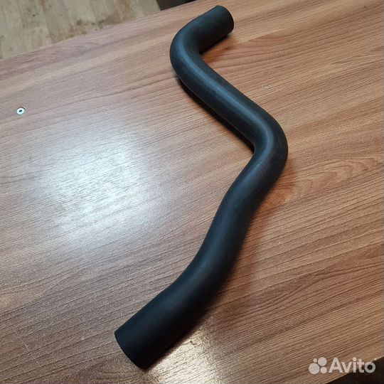 Патрубок радиатора верхний Ford Focus 2 1.8/2.0