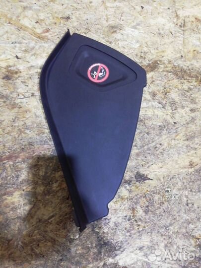 Декоративная накладка торпедо левая Land Rover 4