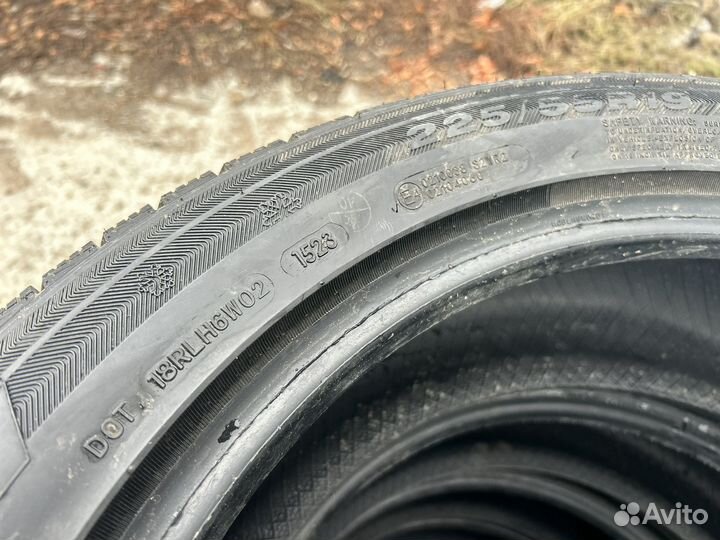 DoubleStar DW02 225/55 R19 99T