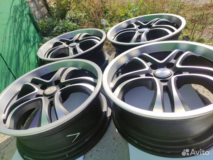 Диски R18. 5/112. BMW x1