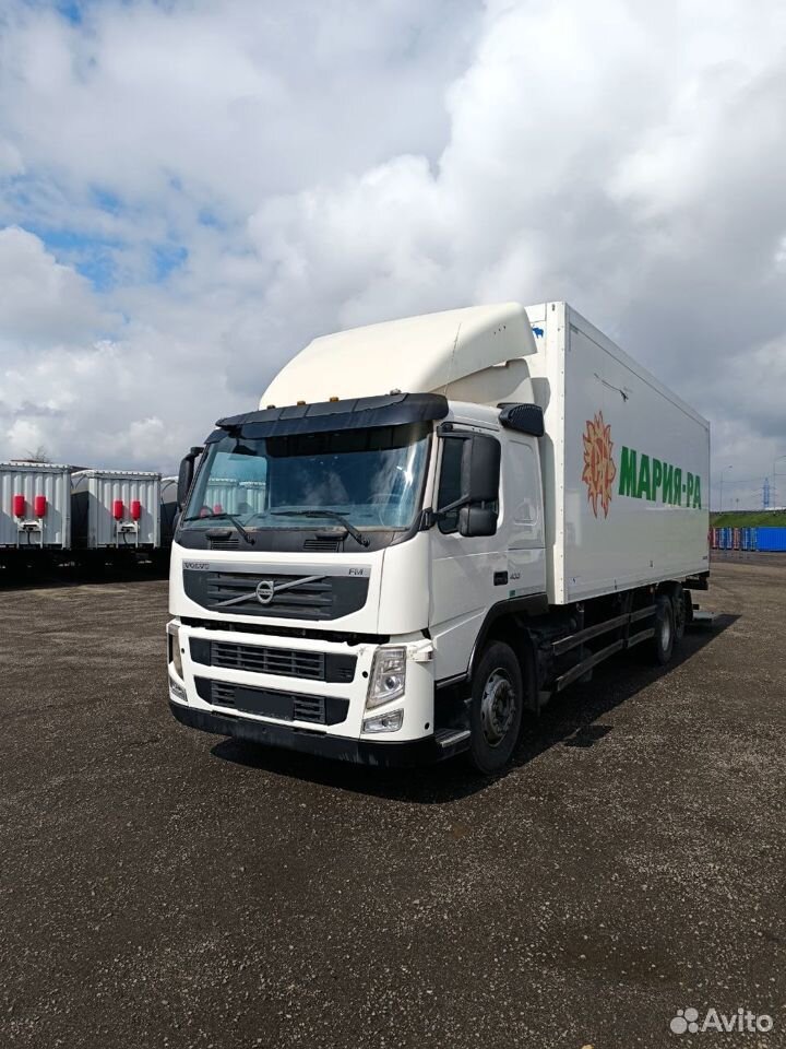 Volvo FM Truck 6x2, 2012