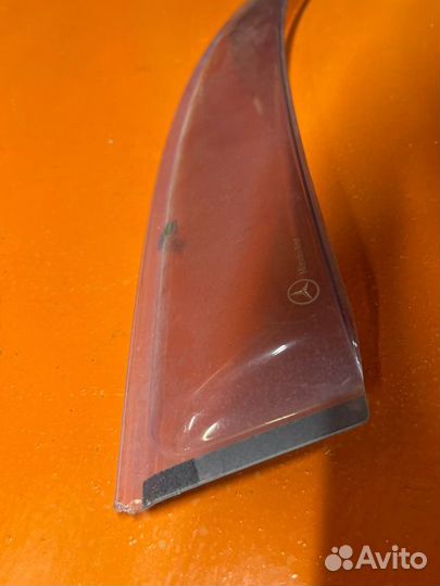 Ветровик, ветровики передний правый Mercedes Benz