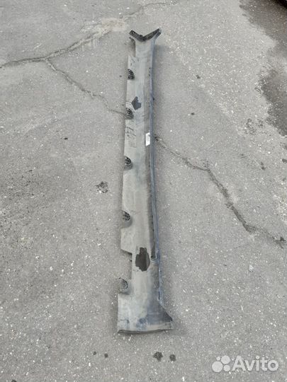 Накладка порога левого mercedes GLC 2017