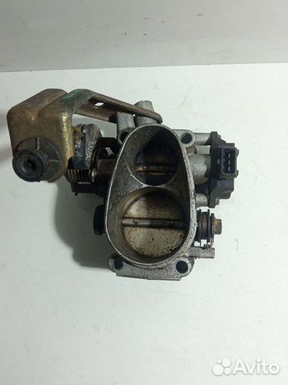 Дроссельная заслонка Renault Laguna 1 7700872146