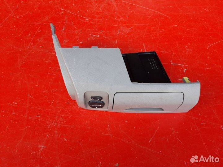 Бардачок Toyota Camry XV40