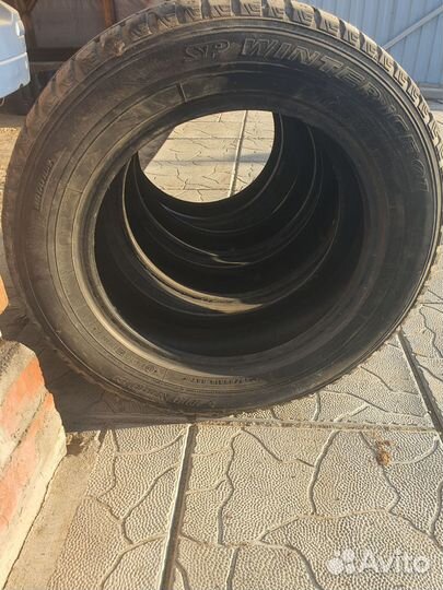 Dunlop SP Winter Ice 01 185/65 R15 88T