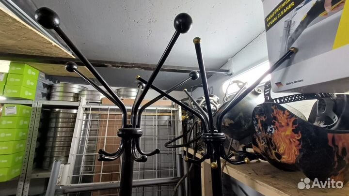 Вешалки для одежды