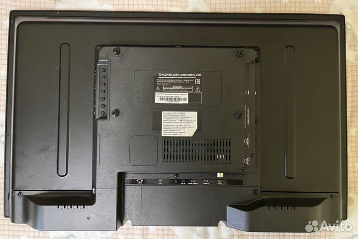 Телевизор smart Thomson 70 см