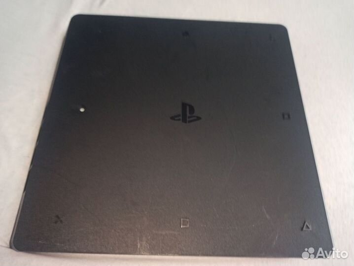 Sony playstation 4 slim 1tb + 2 геймпада+ 26 игр