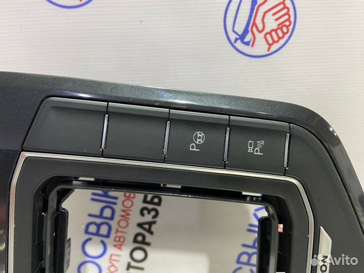 Накладка селектора кпп Volkswagen Tiguan 2