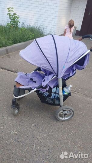 Прогулочная коляска