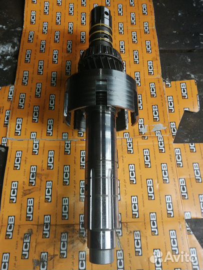 Вал кпп case magnum