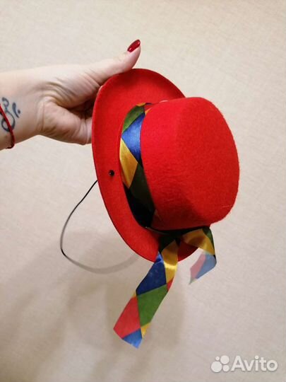 Шляпка на резинке