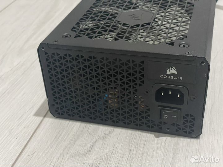 Блок питания corsair 80+ Gold tx650m 650w