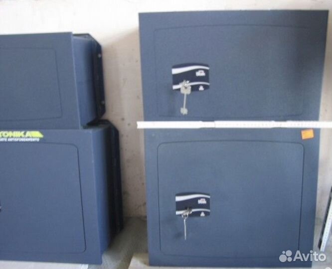 Встраиваемый сейф, почтовый яшик