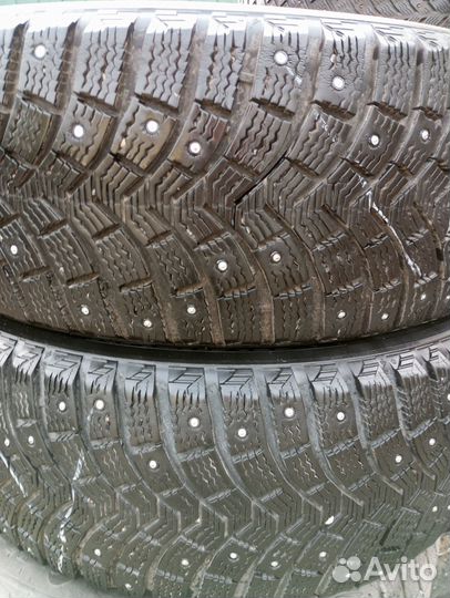 Michelin Latitude X-Ice North 2 215/55 R17