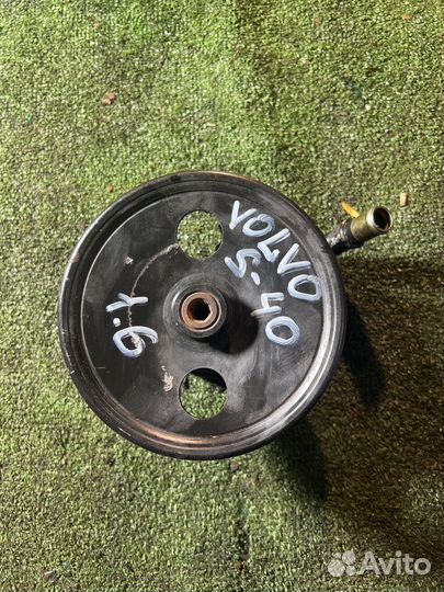 Насос гура Volvo S40 1.6