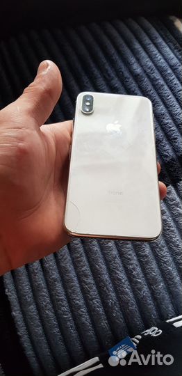 iPhone X, 64 ГБ