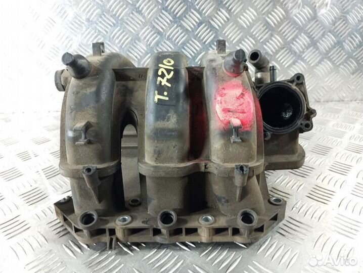 Коллектор впускной для Volkswagen Polo 4