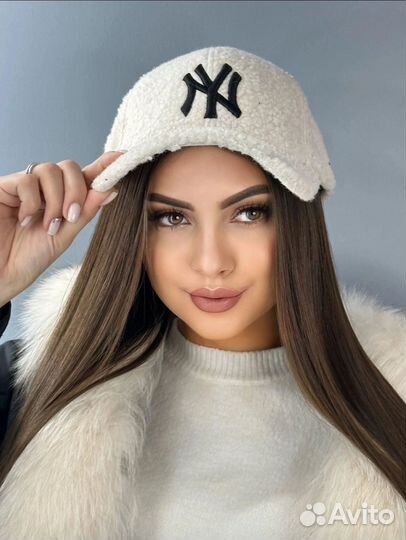 Кепка меховая женская