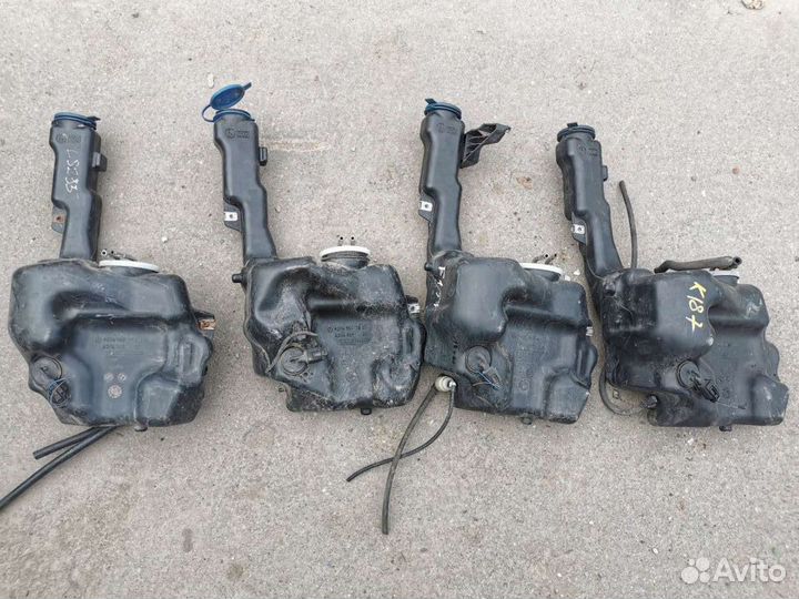 Бачок омывателя W204, W212 Мерседес C, E -класс