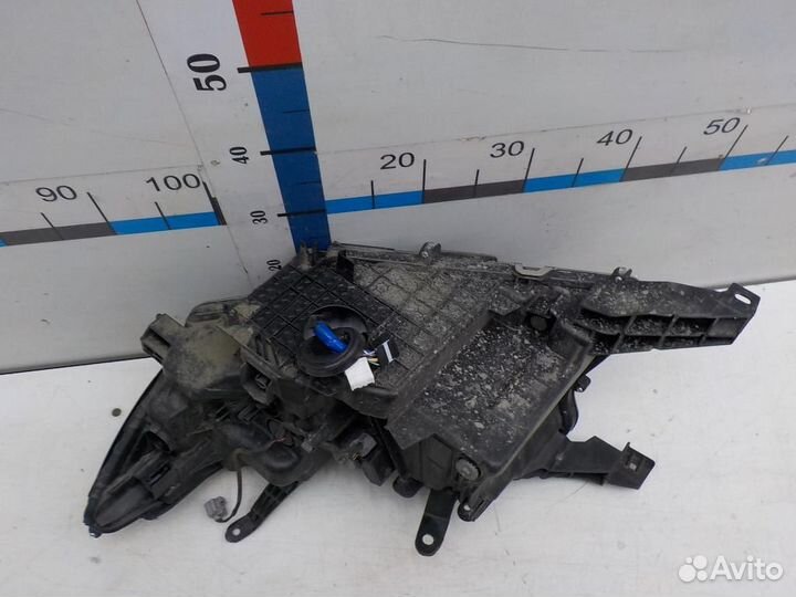 Фара правая Toyota Land Cruiser Prado