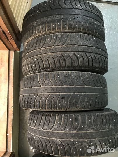 Bridgestone Ice Cruiser 7000 205/55 R16