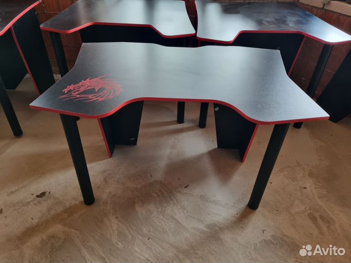 Геймерский игровой компьютерный стол
