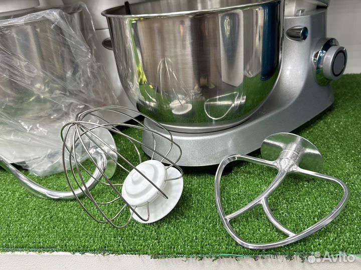 Новый планетарный миксер Redmond RKM-4030