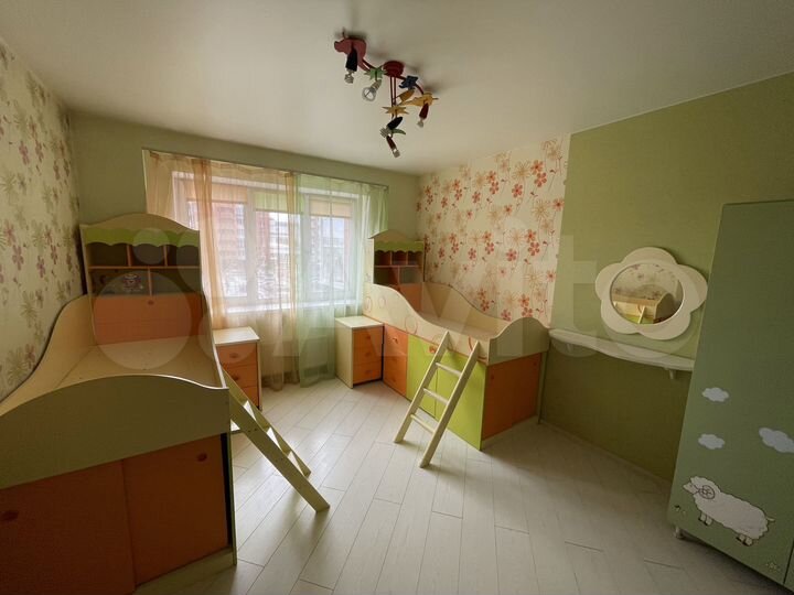 3-к. квартира, 93 м², 2/15 эт.